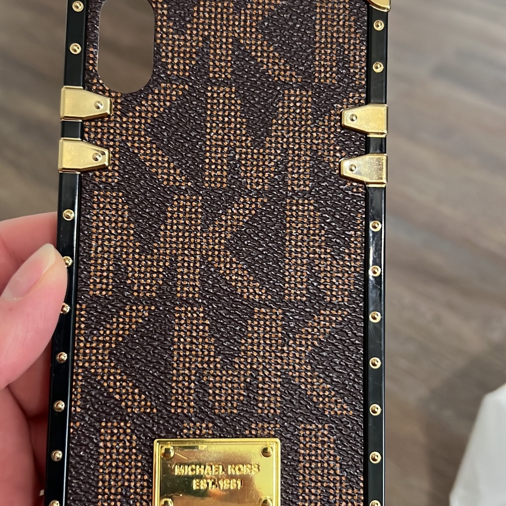 iPhone XR case
